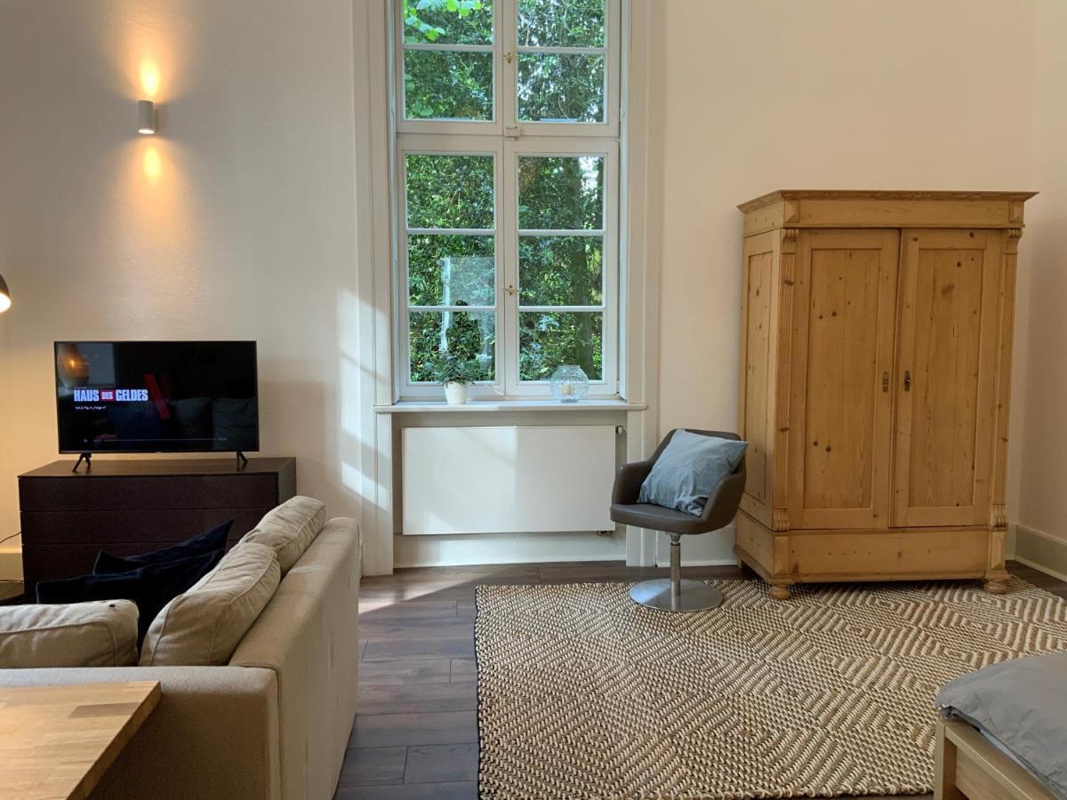Das Ministerhaus - 1-2 Zimmer In Historischer Villa Bergkamen Extérieur photo